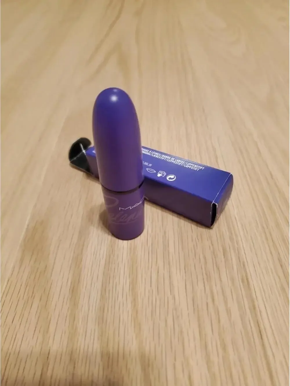 Mac Limited Edition Selena Collection Como La Flor Lipstick